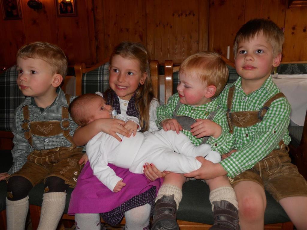 Familienbauernhof Imitz, Ferienwohnung シュピタル・アム・ピュールン エクステリア 写真