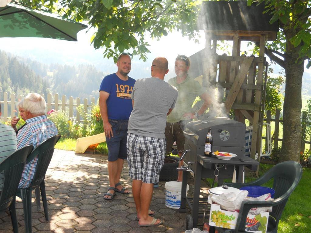 Familienbauernhof Imitz, Ferienwohnung シュピタル・アム・ピュールン エクステリア 写真