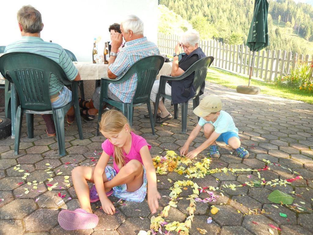 Familienbauernhof Imitz, Ferienwohnung シュピタル・アム・ピュールン エクステリア 写真