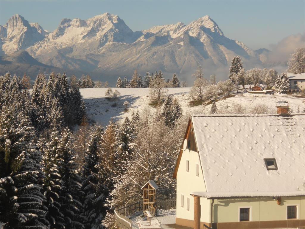 Familienbauernhof Imitz, Ferienwohnung シュピタル・アム・ピュールン エクステリア 写真